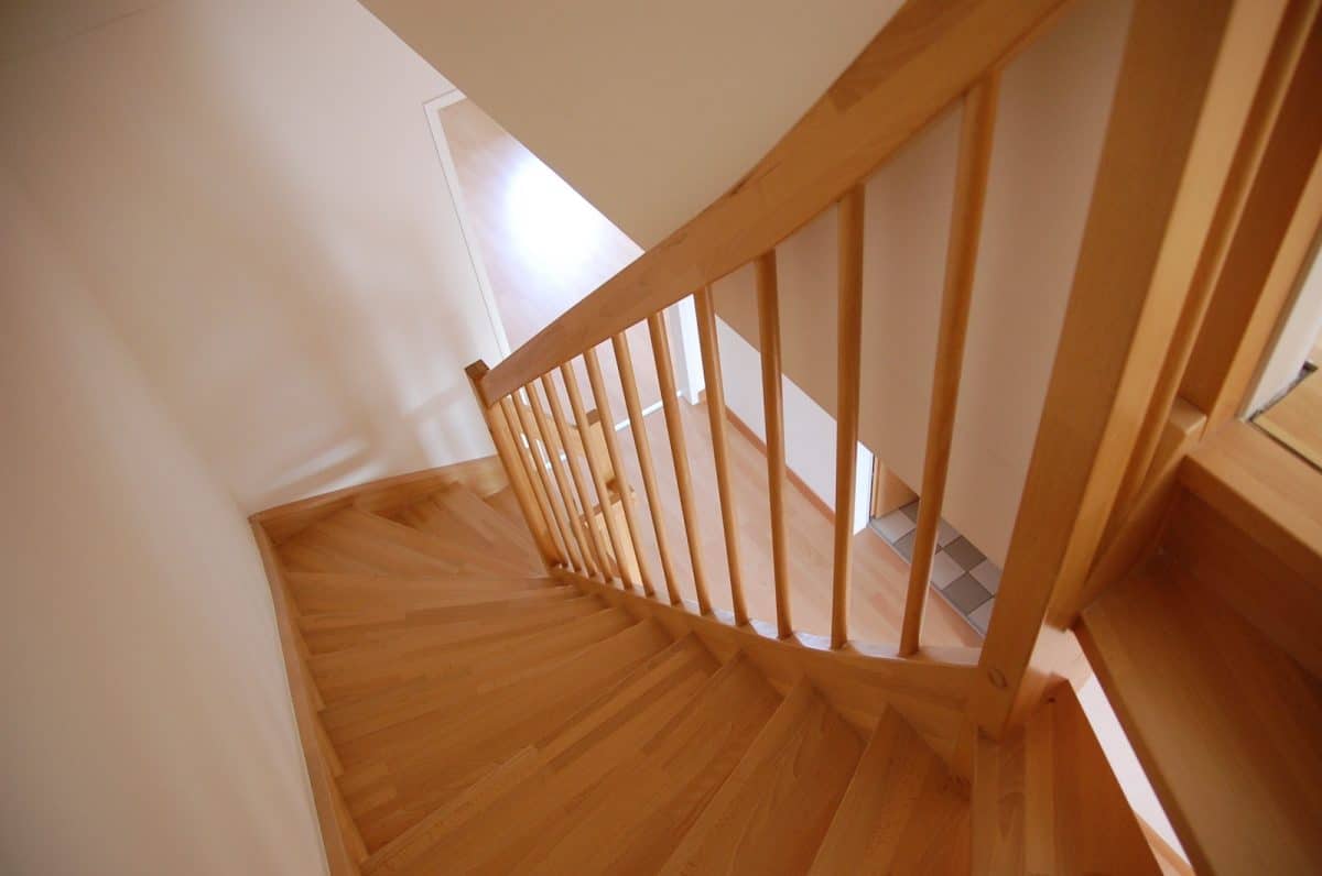 Comment faire installer un monte-escalier à Besançon ? 