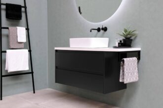 Salle de bain fraichement rénovée