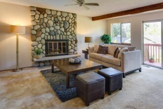 Carrelage intérieur moderne avec motifs variés pour une décoration élégante
