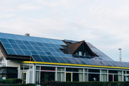 Panneaux solaires : guide d'installation complet pour réussir votre projet